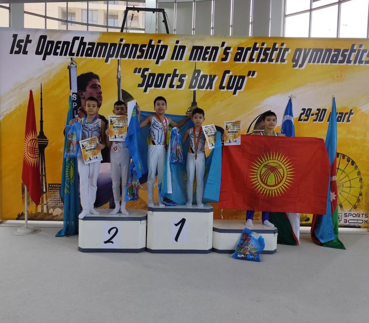 Баку қаласында өткен 1st OpenChampionship in men's artistic gymnastics «Sports Box Cup» халықаралық турнирінің жүлделі 1 орын иегері Ғ.Мүсірепов атындағы №86 мектеп - гимназиясының 2 «А» сынып оқушысы Қанат Дінмұхамед. Жеңісің құтты болсын!