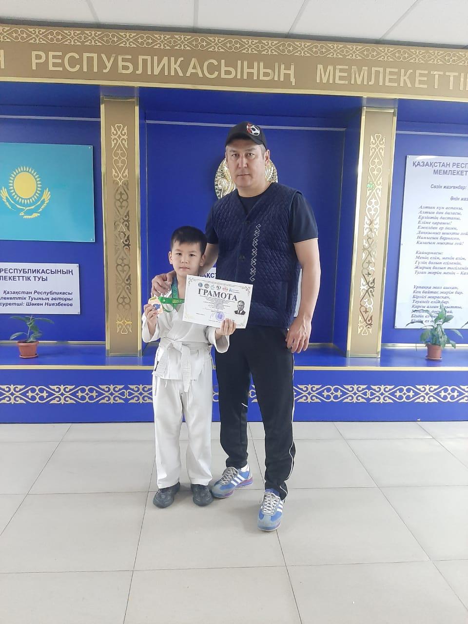 Ғ.Мүсірепов атындағы №86 мектеп - гимназиясының 2 "Г" сынып оқушысы Ақылтай Джахангир Алматы облысының ашық чемпионатында 8-9 жас ұлдар арасында 30кг салмақ дәрежесінде каратэдан ІІІ орынды иеленді.